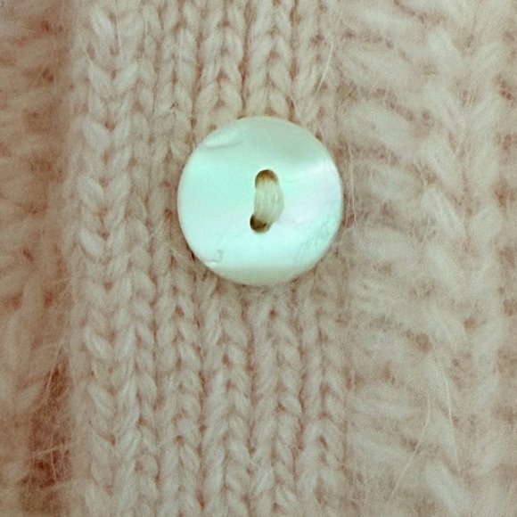 Vintage Lord & Taylor Soft Pink Cable Knit Cardigan Sz M - Picture 3 of 9